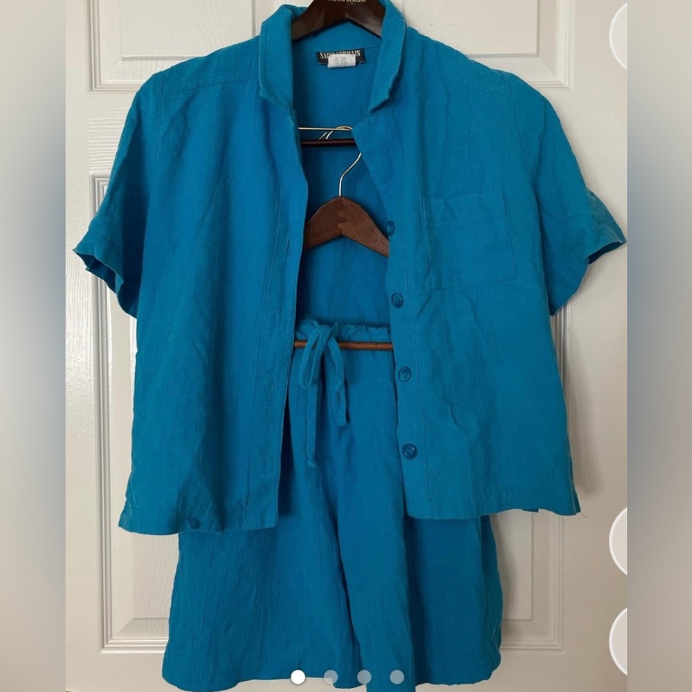Vintage blue matching top and shorts